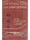 Ein weisses Kleid, ein grau Gebände